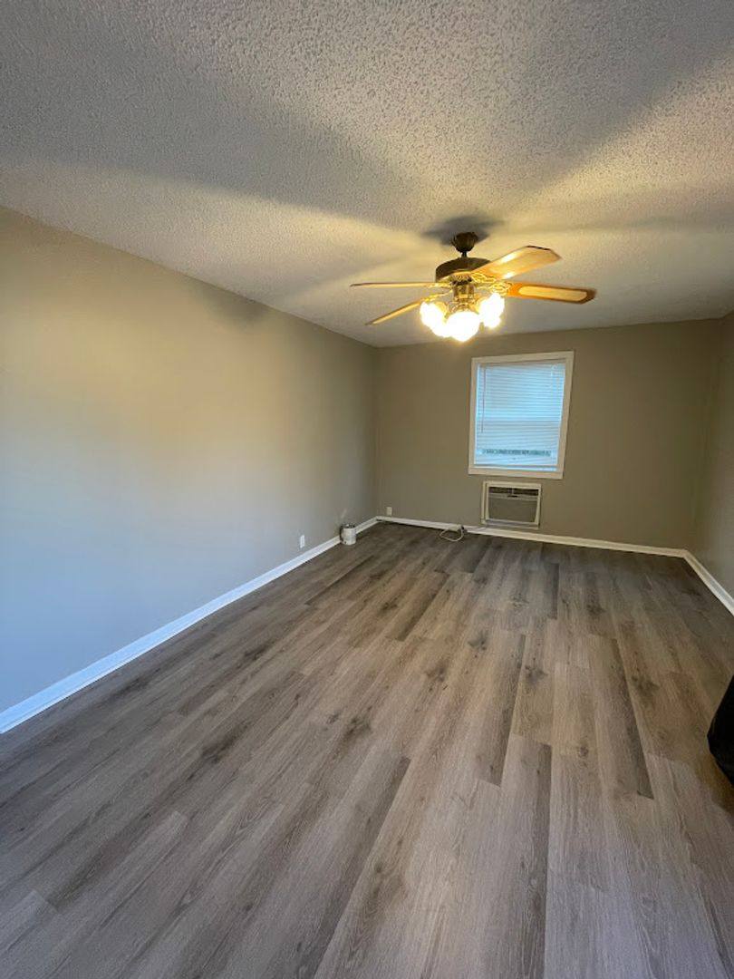 House for rent at 1806 Crabtree Rd, Hixson, TN 37343