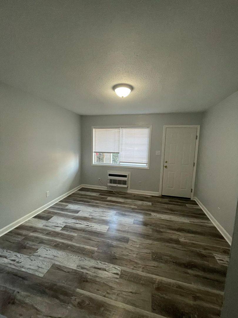 Apartment for rent at 1111 Salem Valley Rd, Winston Salem, NC 27103