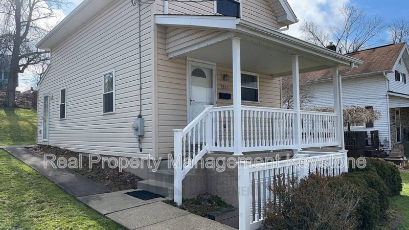 House for rent at 2877 Hemlock St, Bethel Park, PA 15102