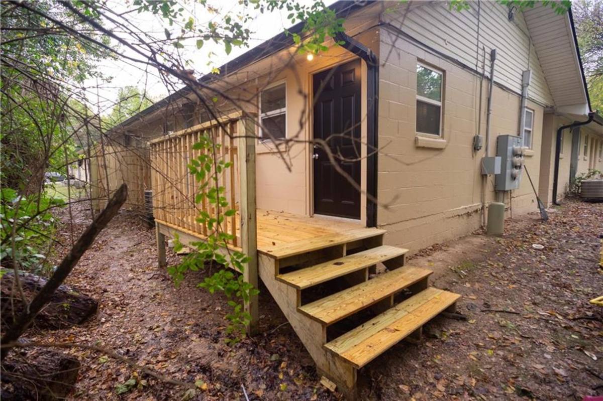 Apartment for rent at 1212 Dunn St, Fayetteville, AR 72701