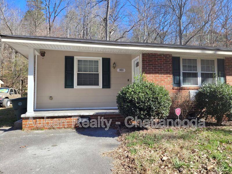 Apartment for rent at 923 Ely Rd, Hixson, TN 37343