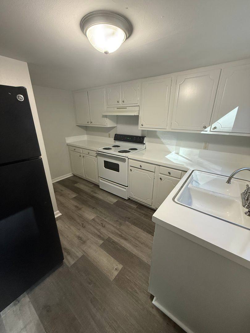 Courtyard Apartment Homes, 4609 Broadmoor Dr, Meridian, MS 39305 - Apartment for Rent - Image 8