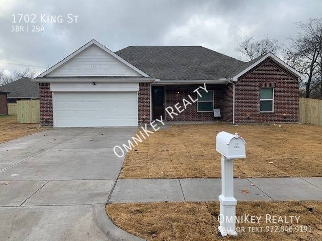 House for rent at 1702 King St, Greenville, TX 75401