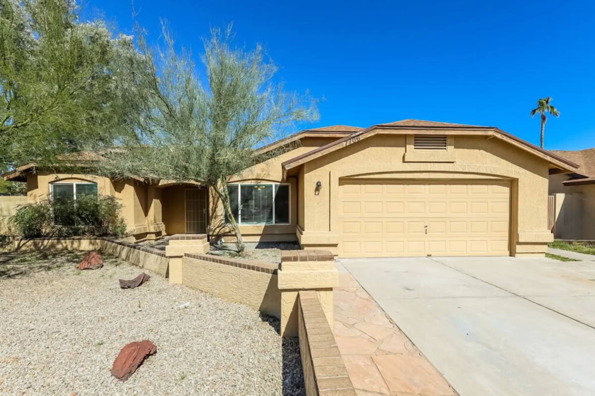 House for rent at 7706 W San Miguel Ave, Glendale, AZ 85303