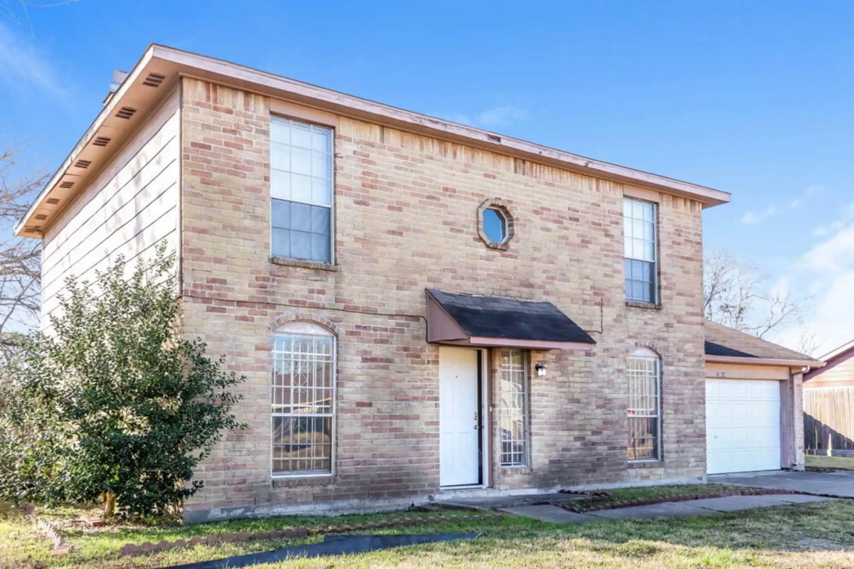 House for rent at 15814 Pinwood Dr, Missouri City, TX 77489