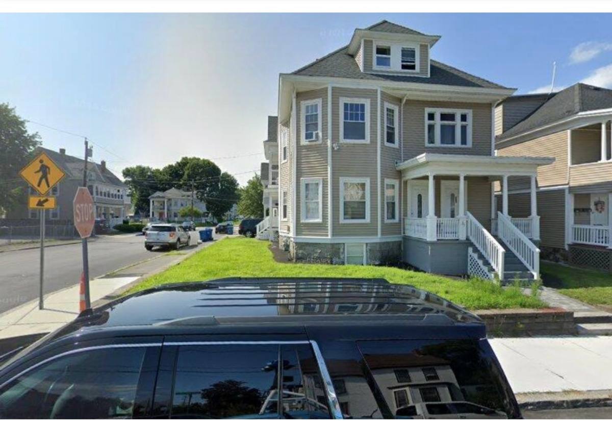 Apartment for rent at 21-23 Bigelow St, Lawrence, MA 01843