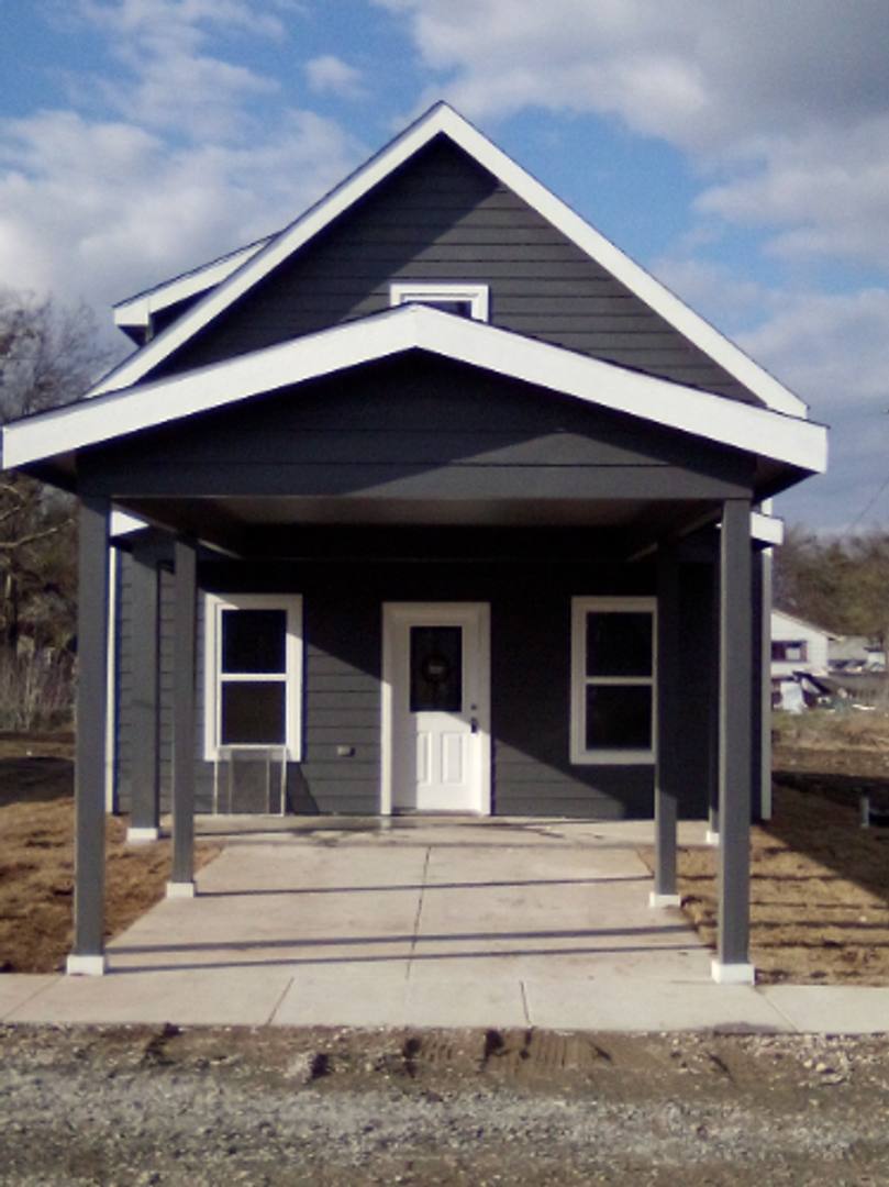 House for rent at 112 E Oak St, Whitewright, TX 75491