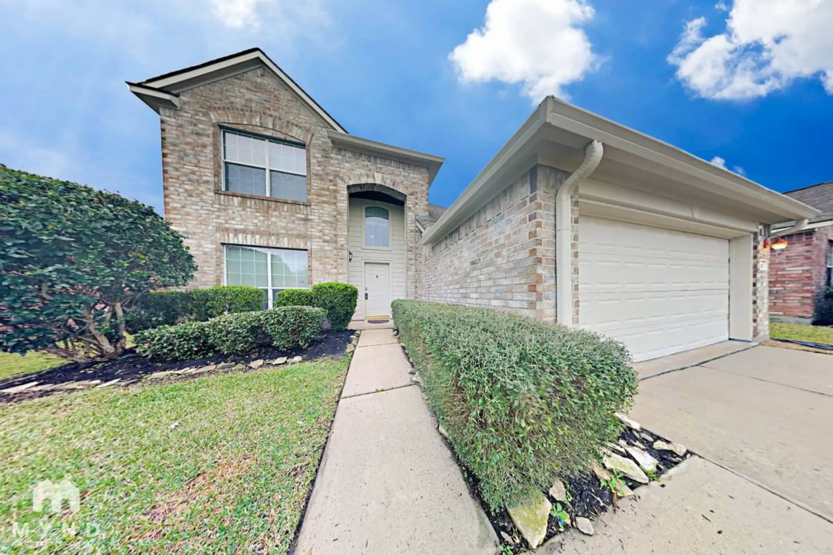 House for rent at 25435 Barmby Dr, Tomball, TX 77375