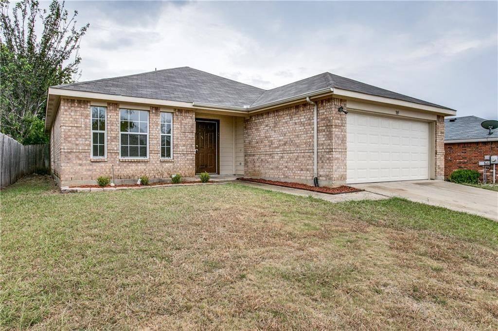 House for rent at 705 Cumberland Dr, Burleson, TX 76028