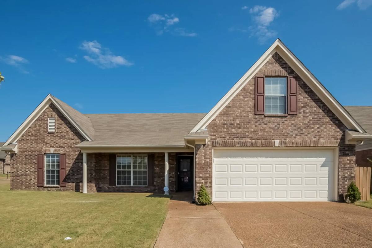 House for rent at 10812 Paul Coleman Dr, Olive Branch, MS 38654