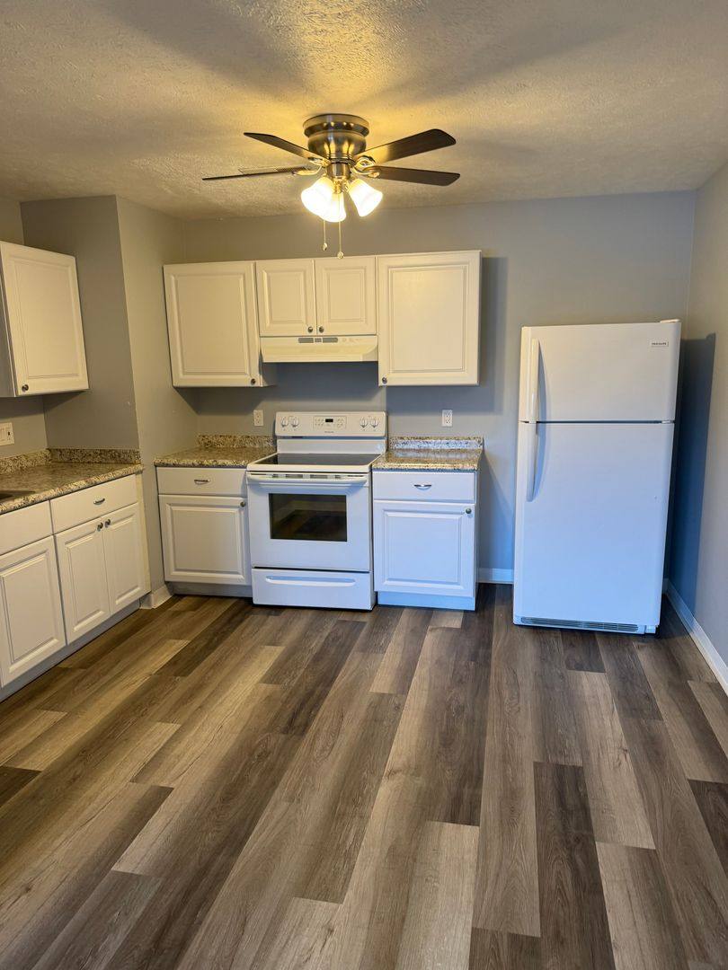Apartment for rent at 2111 Christi Lane, Belvidere, IL 61008