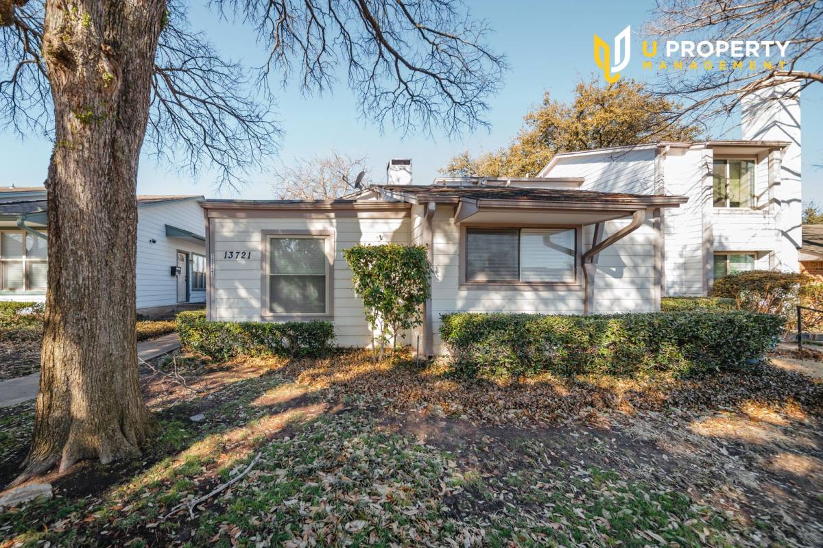 Apartment for rent at 13721 Brookgreen Circle, Dallas, TX 75240