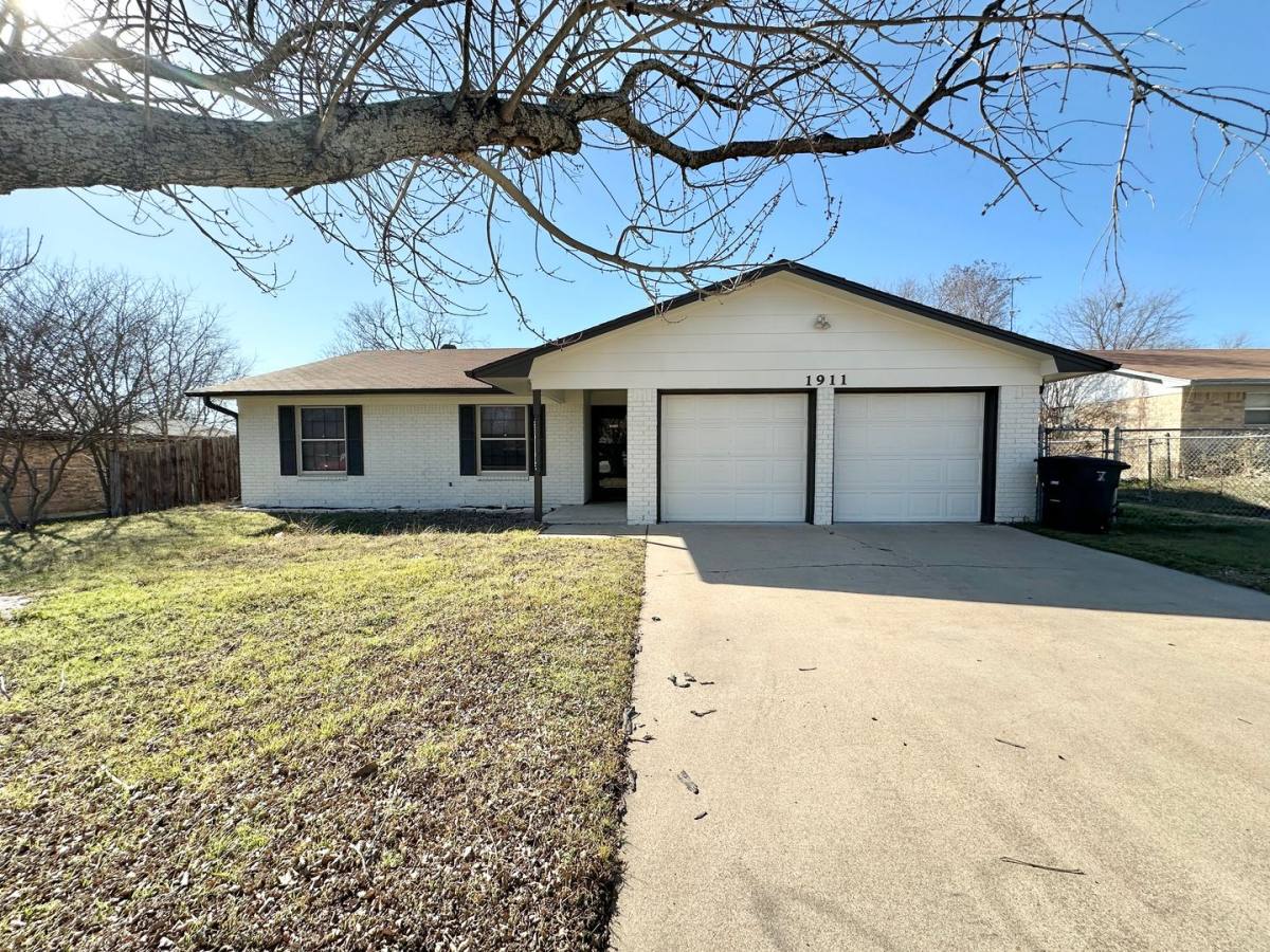 House for rent at 1911 Kangaroo Ave, Killeen, TX 76543