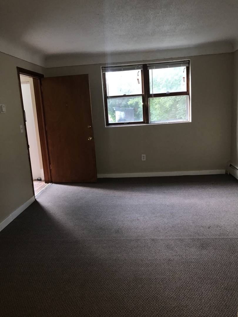 Apartment for rent at 2637 Stillwater Rd E, Saint Paul, MN 55119