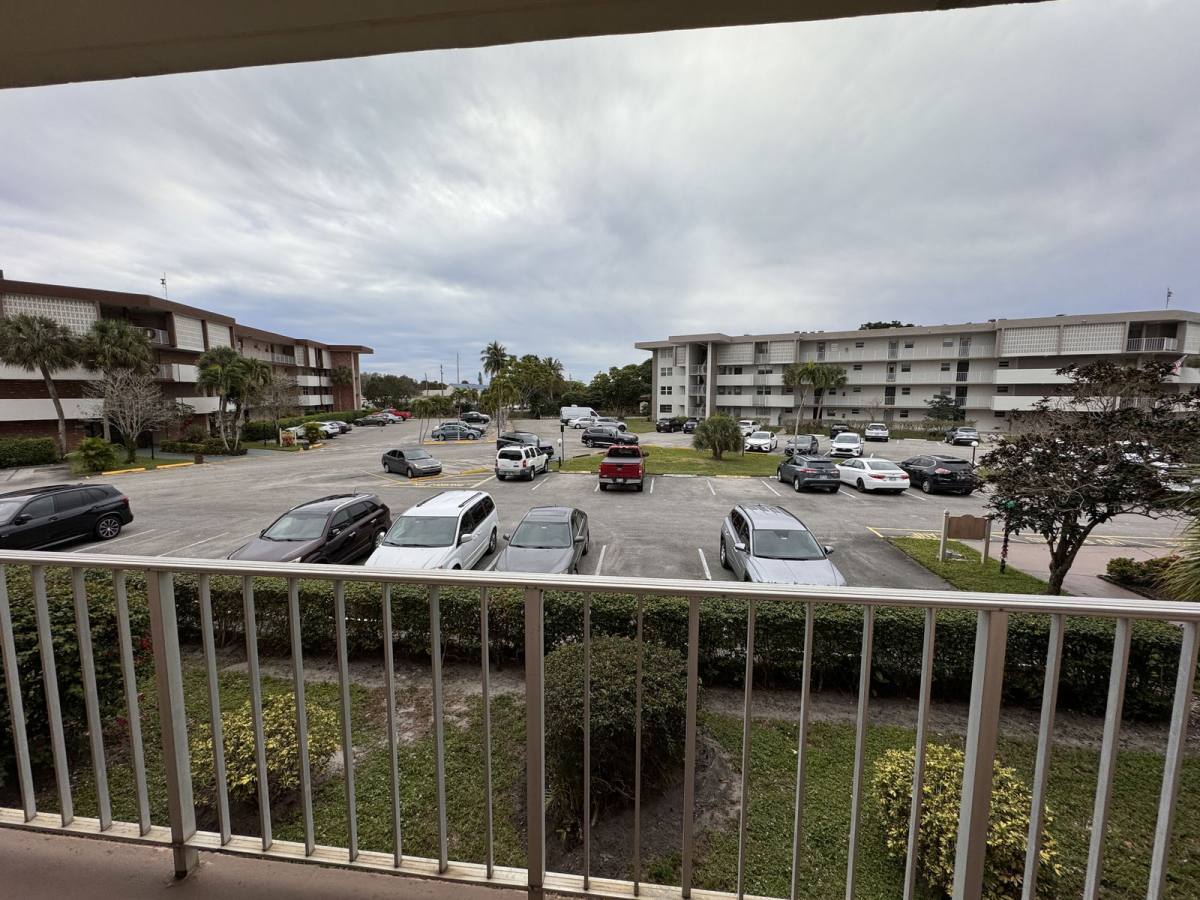 Apartment for rent at 2861 NW 47th Terrace #207B, Fort Lauderdale, FL 33313