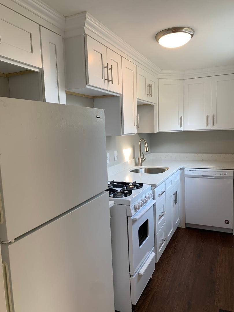 Apartment for rent at 115 Main St, Andover, MA 01810