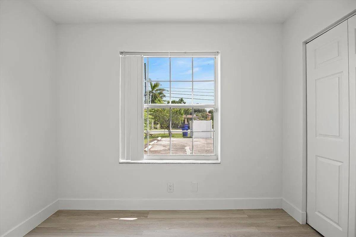 Apartment for rent at 2319 Johnson St #3, Hollywood, FL 33020