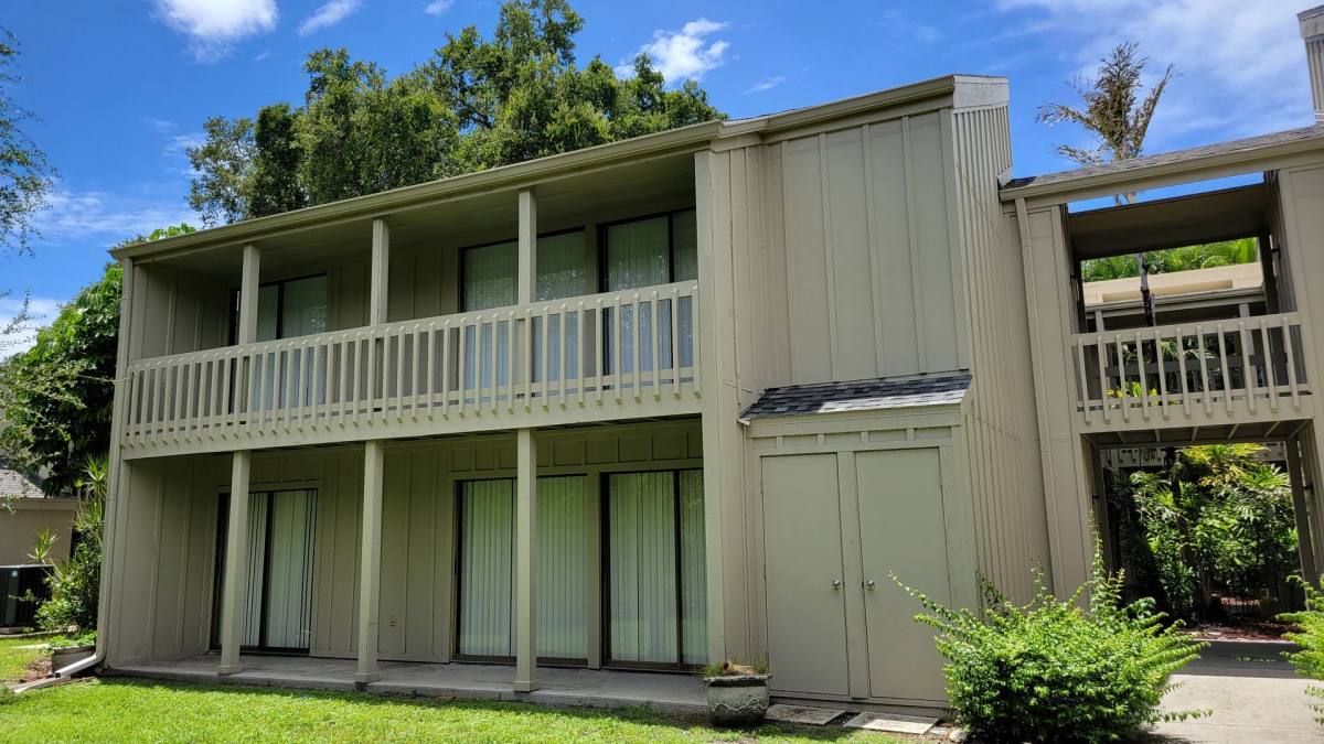 Condo for rent at 2204 Bahia Vista St, Sarasota, FL 34239