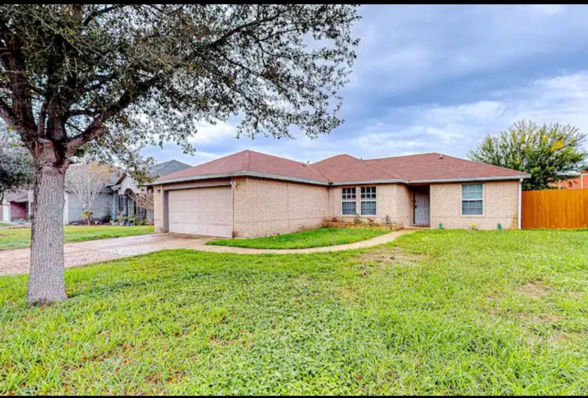 House for rent at 1920 Beatrice Ave, Edinburg, TX 78539