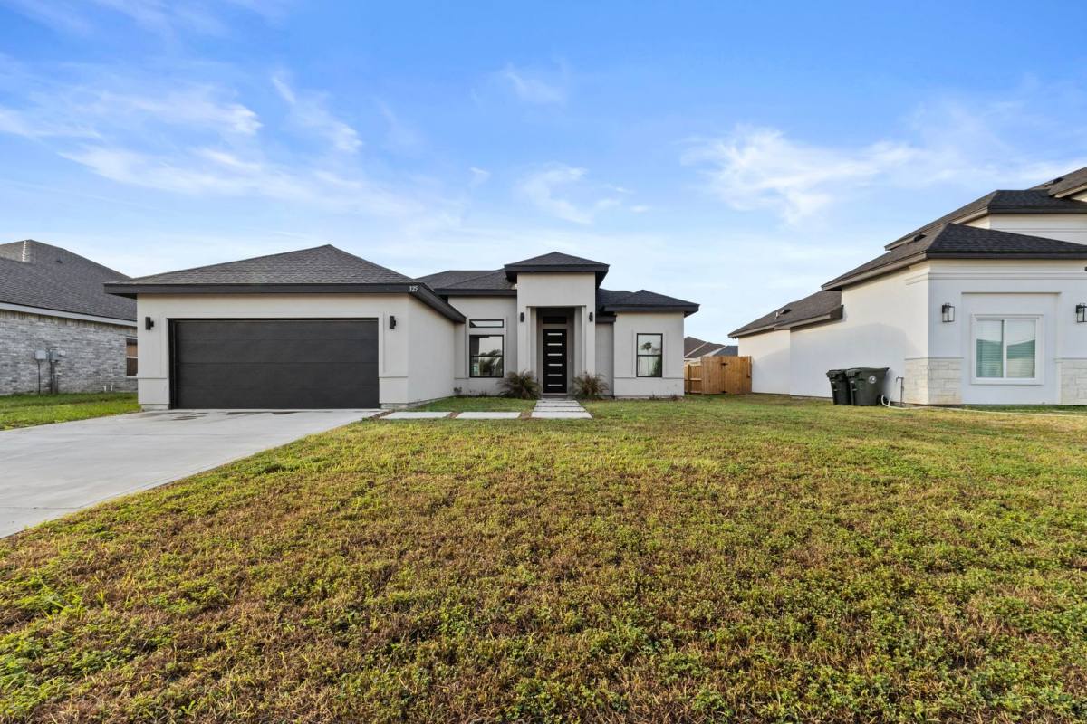 House for rent at 325 Janet Circle N, La Feria, TX 78559