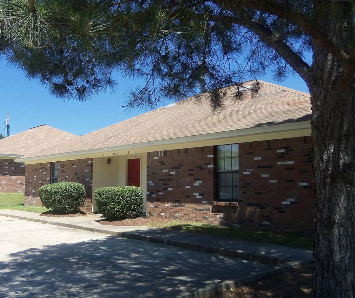 Townhouse for rent at 108 Garrard Rd, Starkville, MS 39759