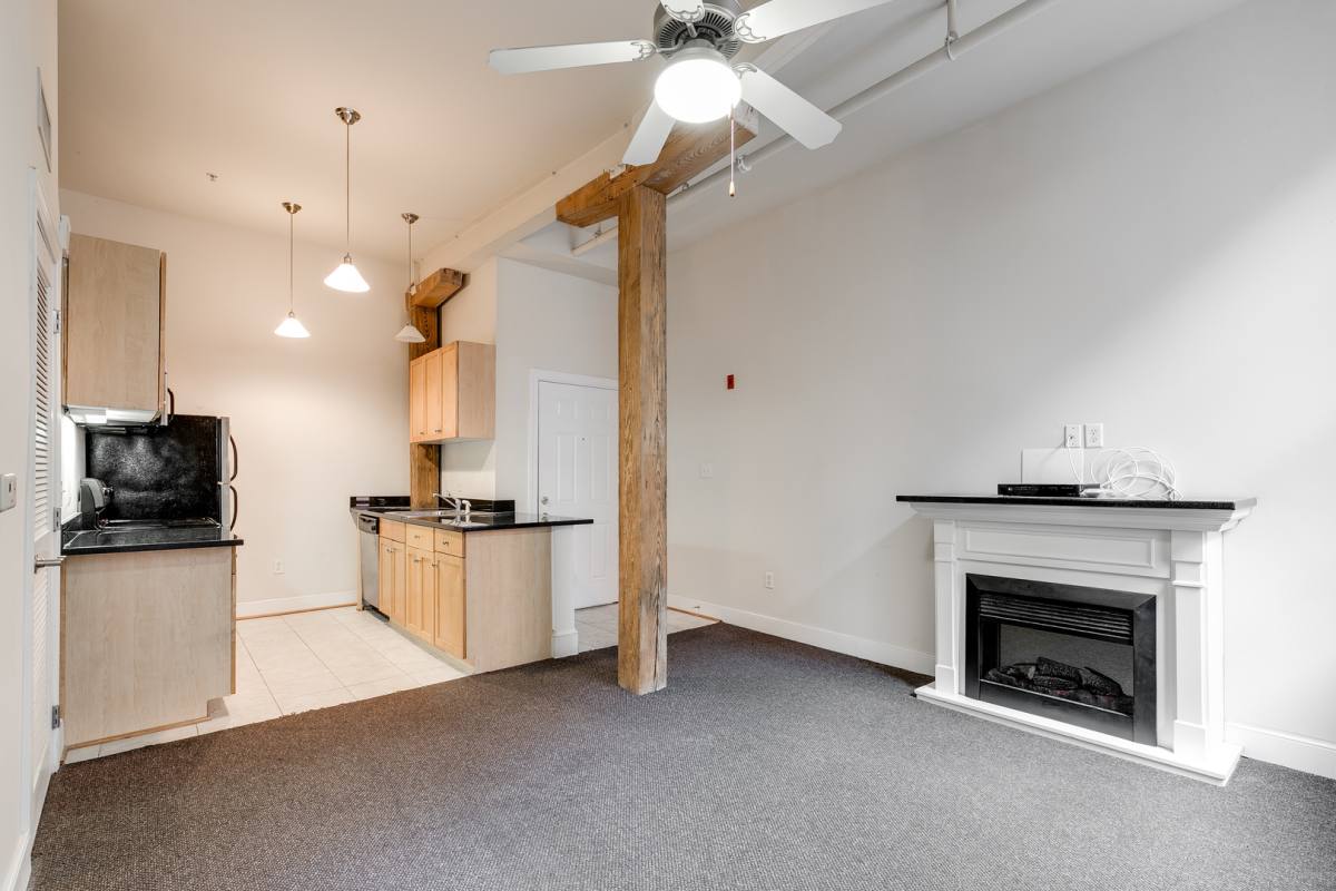 Apartment for rent at 1321 E Main St, Richmond, VA 23219
