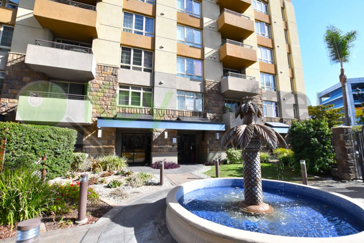 Apartment for rent at 1480 Broadway, San Diego, CA 92101
