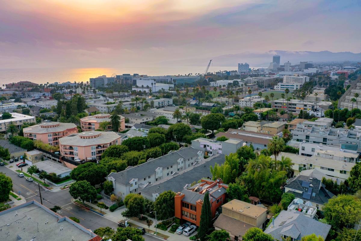 Apartment for rent at 501 & 509 Pacific St, Santa Monica, CA 90405