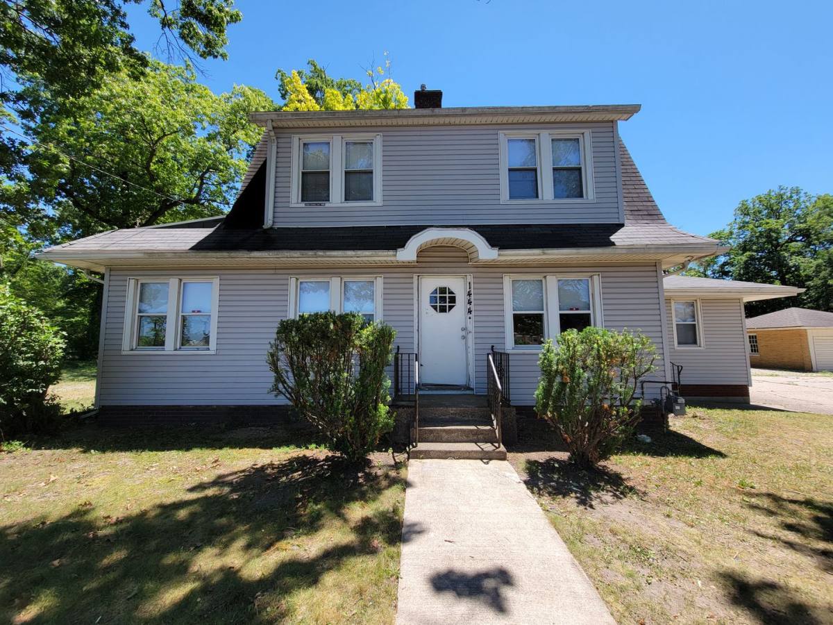 Apartment for rent at 1444 S Bend Ave, South Bend, IN 46617