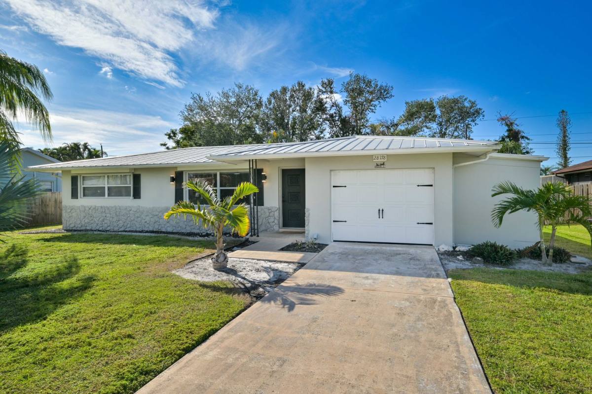 House for rent at 28178 Sunset Dr, Bonita Springs, FL 34134