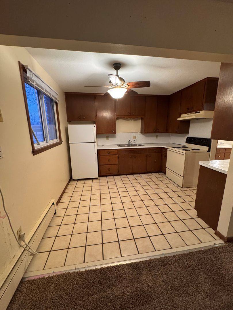 Apartment for rent at 321 Harrison St S, Shakopee, MN 55379