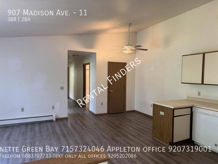 Apartment for rent at 907 Madison Ave, Marinette, WI 54143