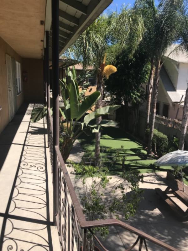 Apartment for rent at 1029 Magnolia Ave, Long Beach, CA 90813