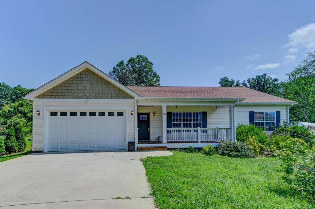 House for rent at 206 Moody Ave, Candler, NC 28715