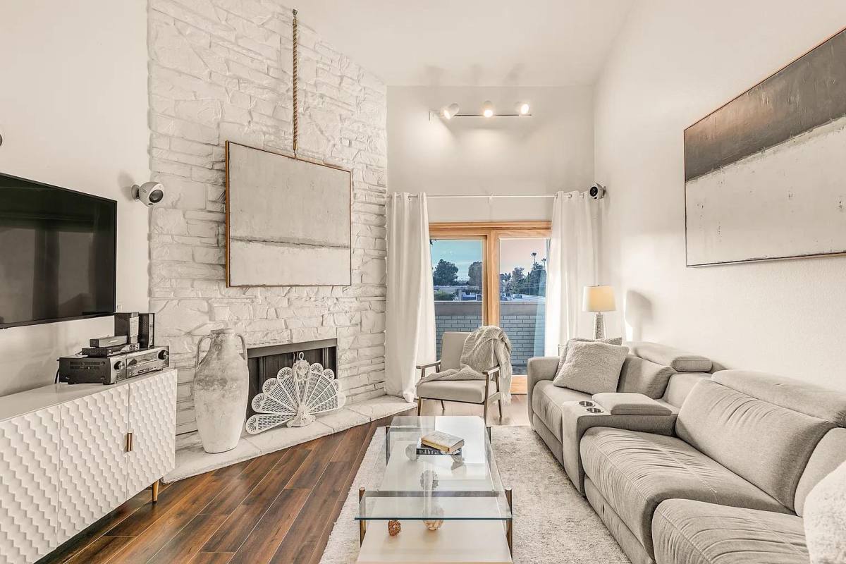 Condo for rent at 14050 Magnolia Blvd #312, Sherman Oaks, CA 91423