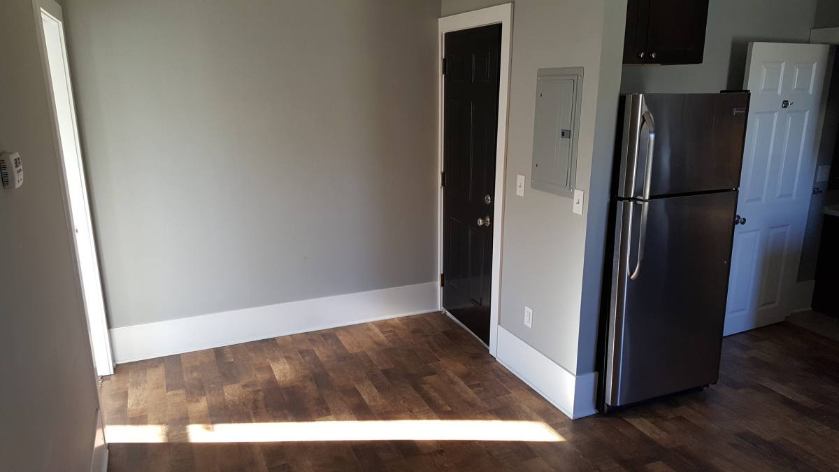Apartment for rent at 819 Ottawa Ave NW, Grand Rapids, MI 49503