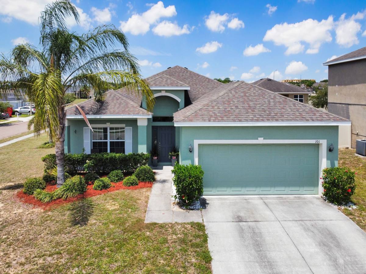 House for rent at 101 Highland Meadows St, Davenport, FL 33837