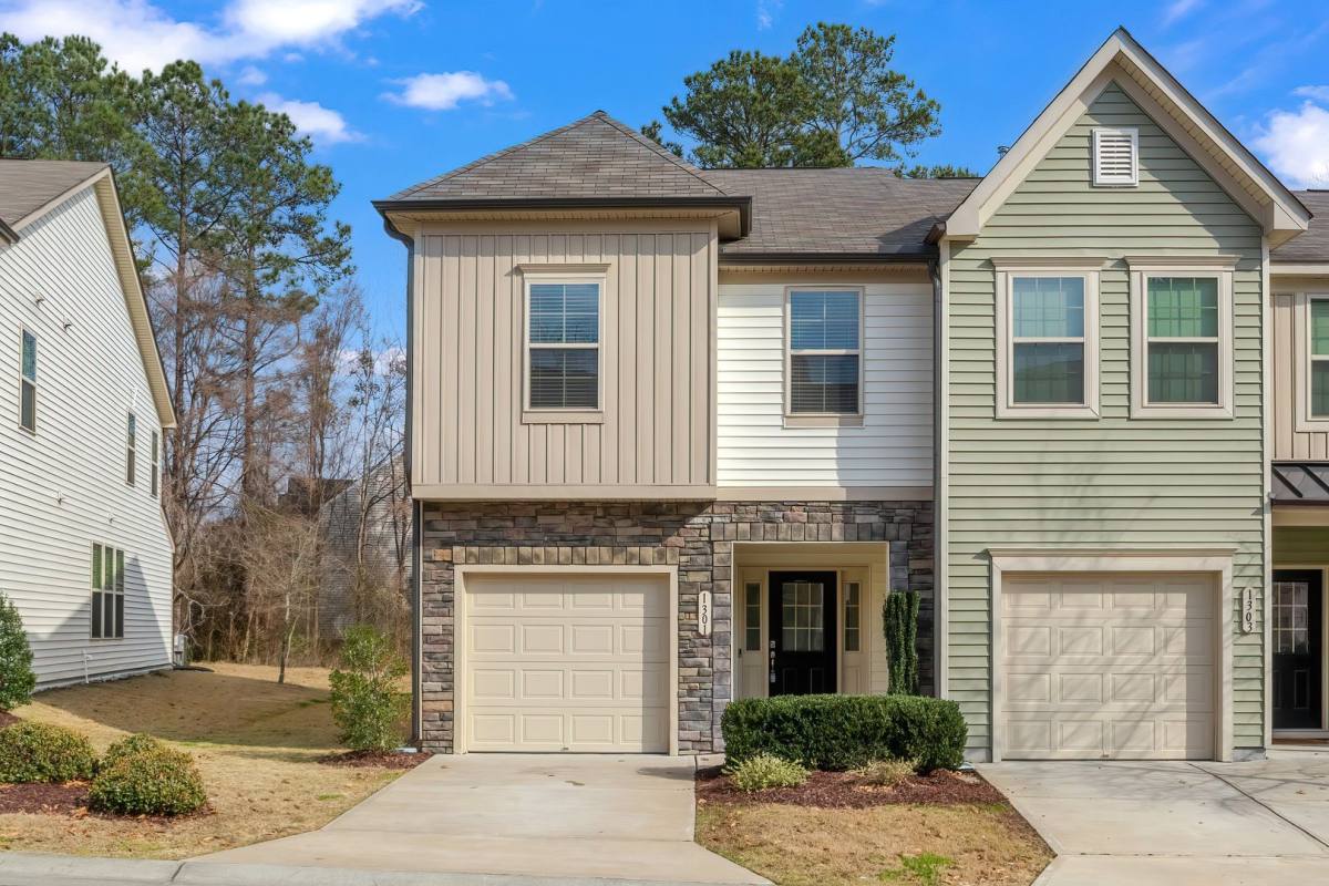 Townhouse for rent at 1301 Garden Stone Dr, Raleigh, NC 27610