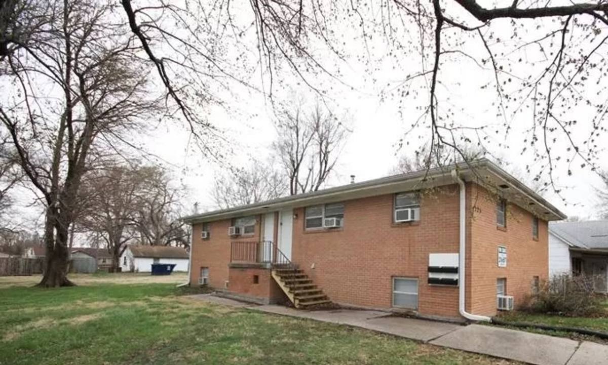 Apartment for rent at 223 E 2nd St, Junction City, KS 66441