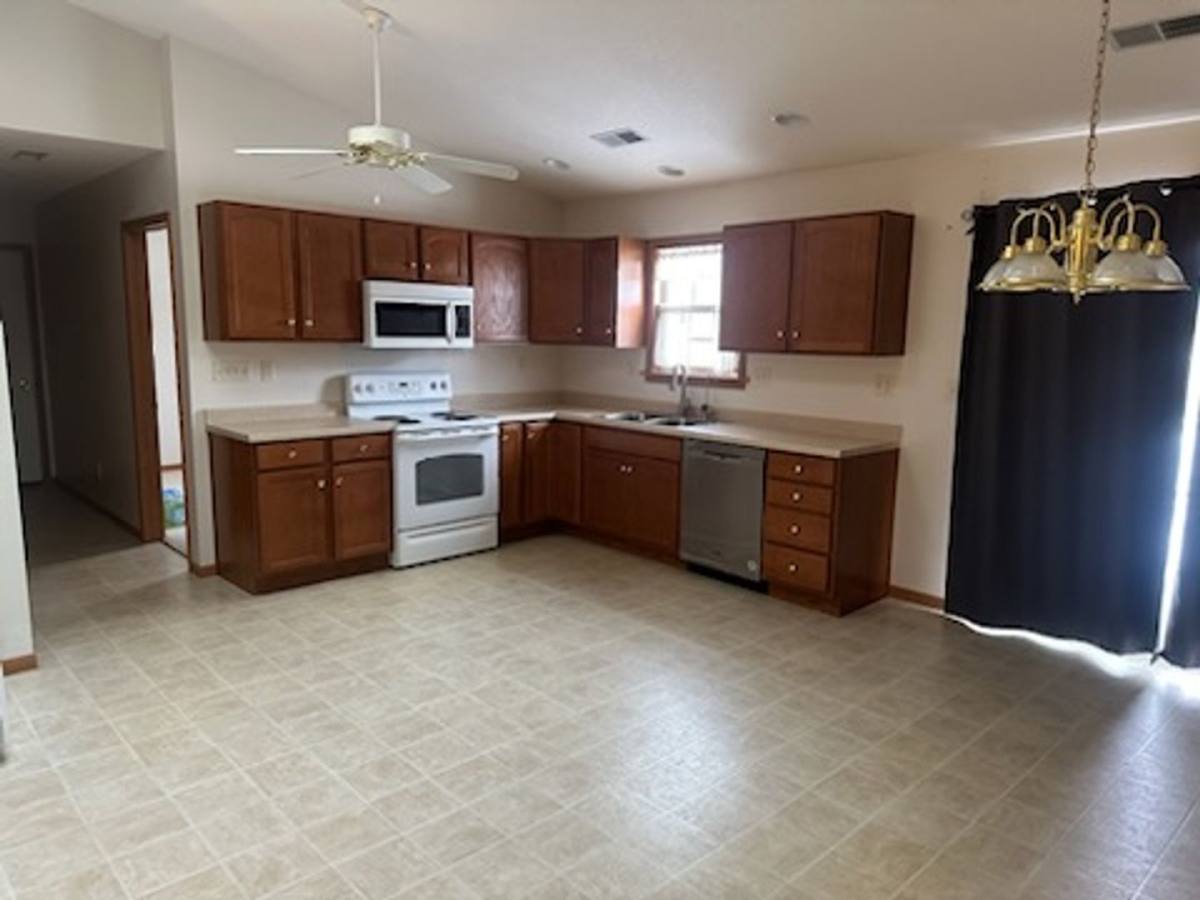 Condo for rent at 2518 Fairway Crossing, Mansfield, OH 44903
