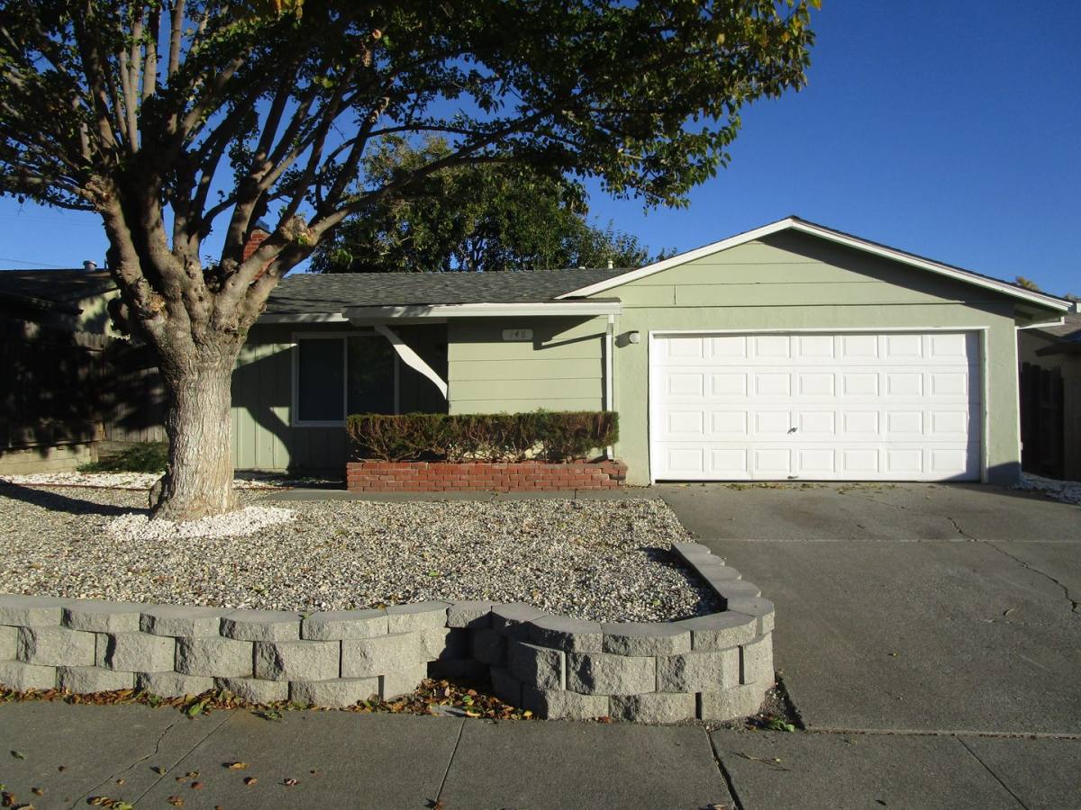 House for rent at 148 Manzanita Dr, Vacaville, CA 95687