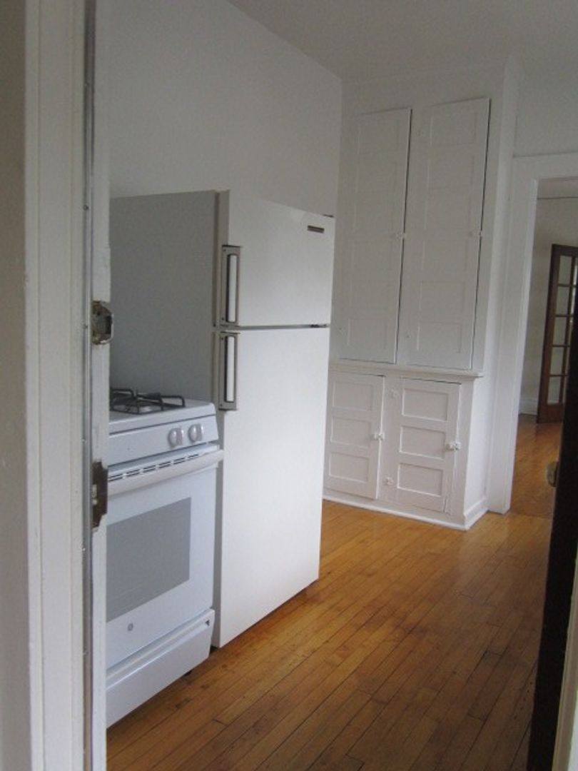 Apartment for rent at 622-24 Euclid Ave, Syracuse, NY 13210
