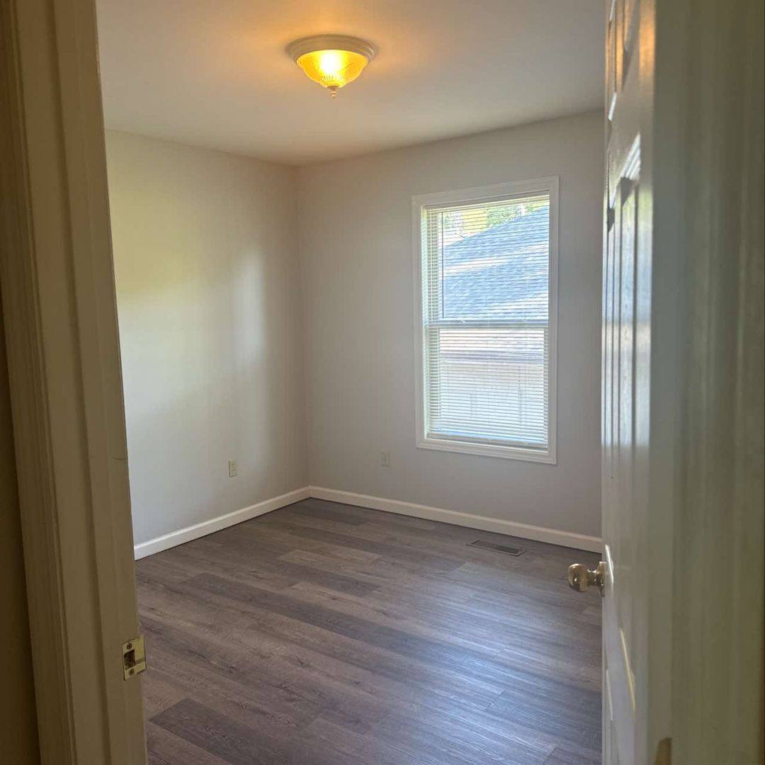 Apartment for rent at 80 Jones Rd, Erwin, TN 37650