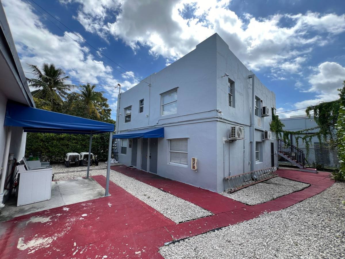 Apartment for rent at 548 NW 30 St, Miami, FL 33127