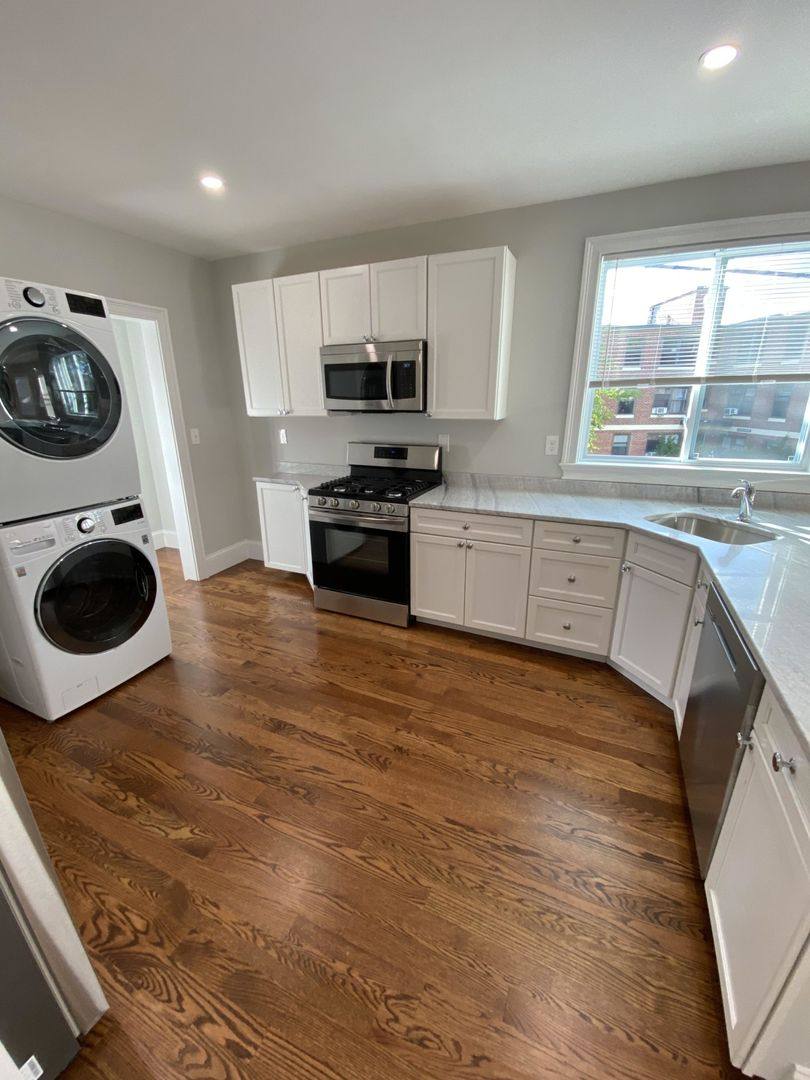 Apartment for rent at 9 Hamilton Rd #1A, Somerville, MA 02144