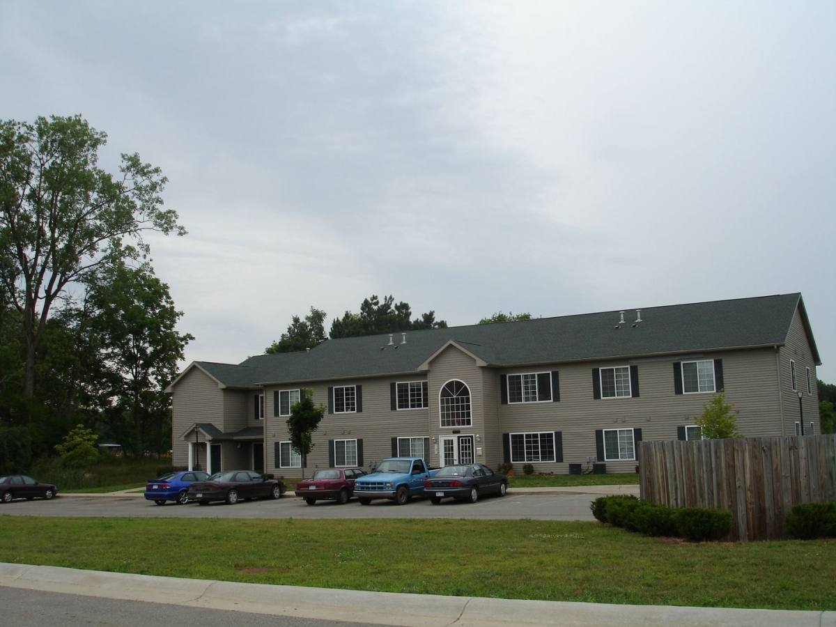 Apartment for rent at 715 & 719 S Industrial Park Dr, Greenville, MI 48838