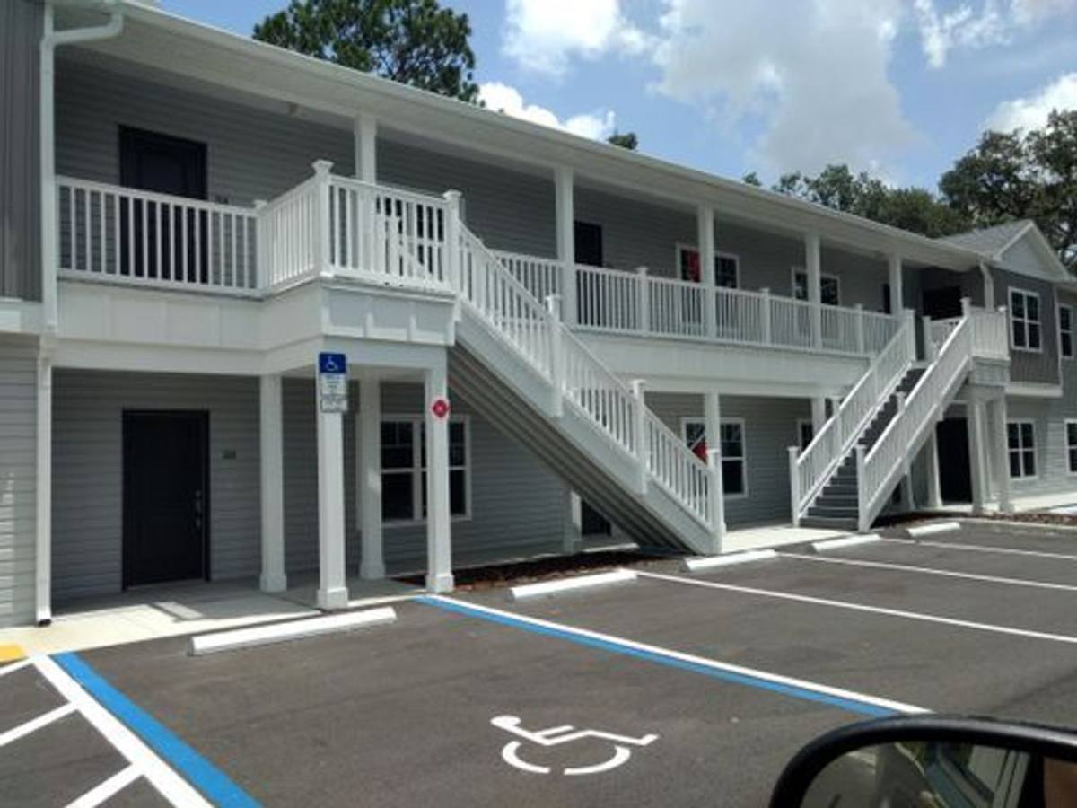 Apartment for rent at 7960 Pinehurst Dr, Spring Hill, FL 34606
