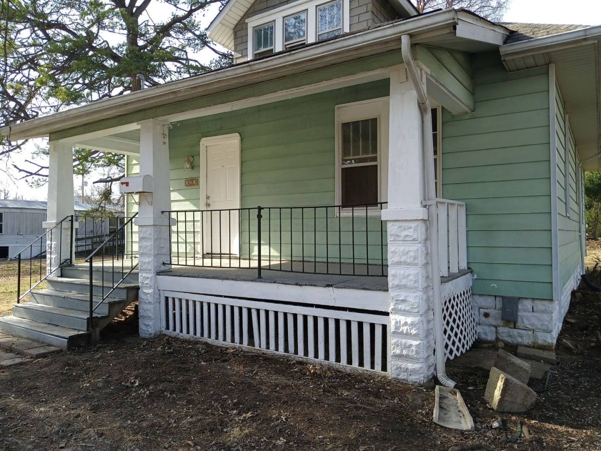 House for rent at 641 S 19th St, Belleville, IL 62226