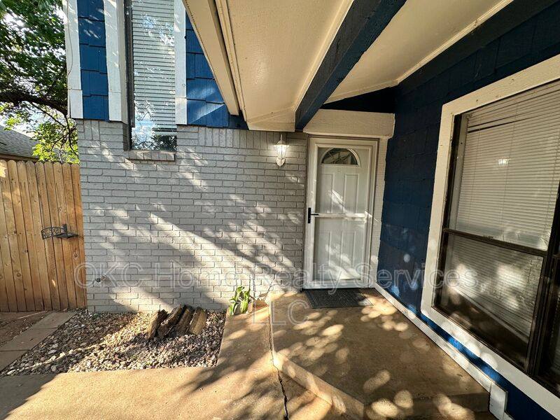 House for rent at 3243 Castlerock Rd, Oklahoma City, OK 73120