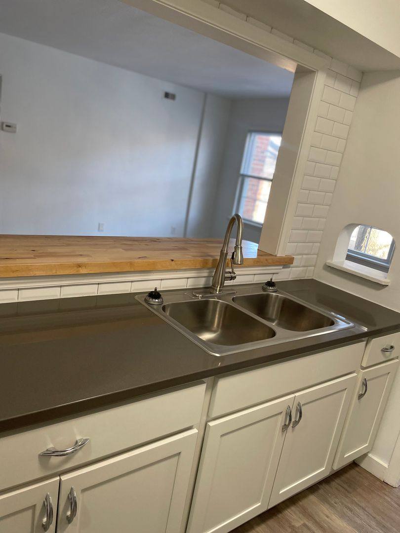 Apartment for rent at 3733 Warrensville Center Rd, Beachwood, OH 44122